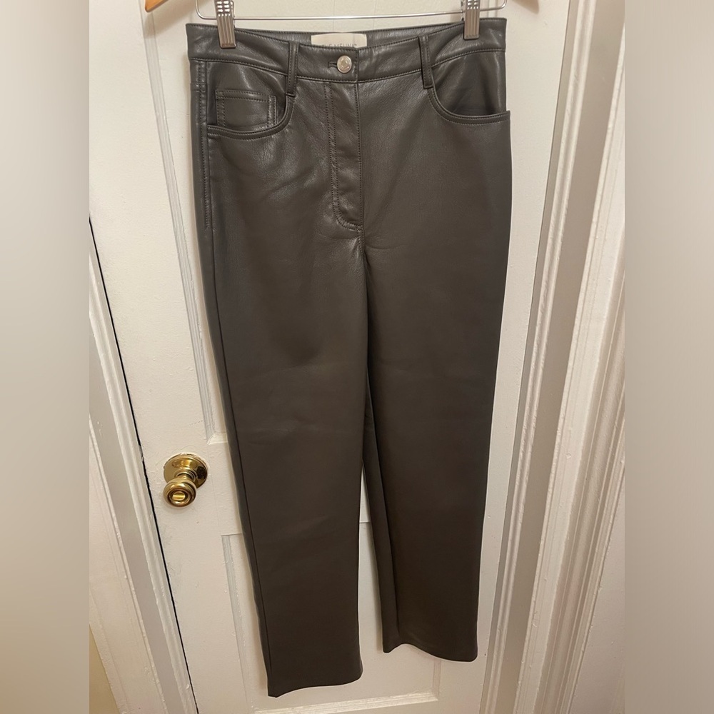 NWOT Wilfred Aritzia Melina Pants Womens Gray Faux Leather High Waisted Size 4 - Picture 2 of 7